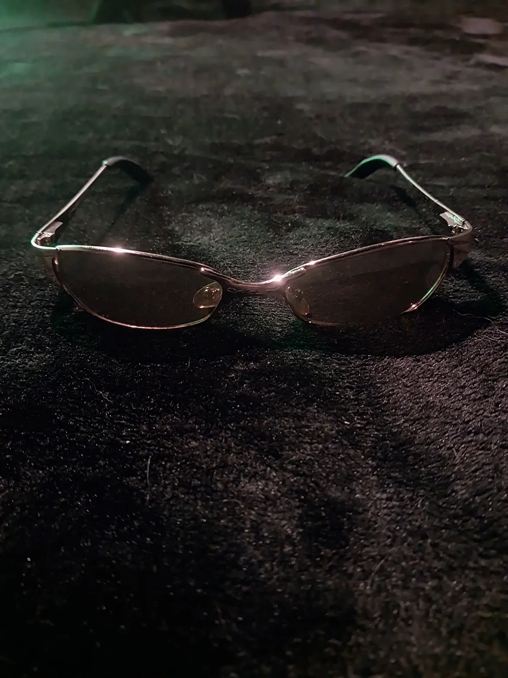 Oakley Slim Oval Metal Sunglasses in Silver